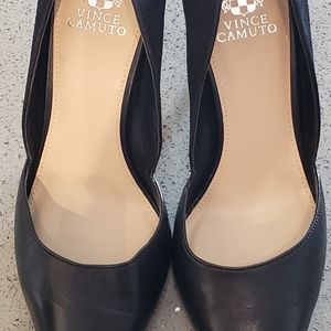 Vince Camuto Airmosah Pump